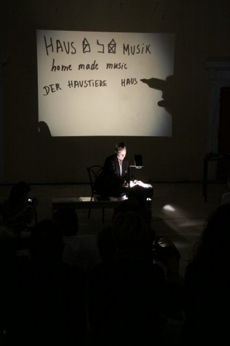 Antonia Baehr_D is for Dog foto 2