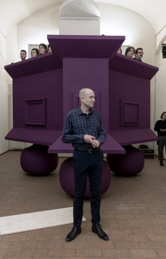 Foto And where are all the people 13