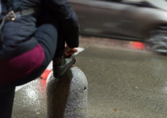 Foto Exaggerated Footsteps 07