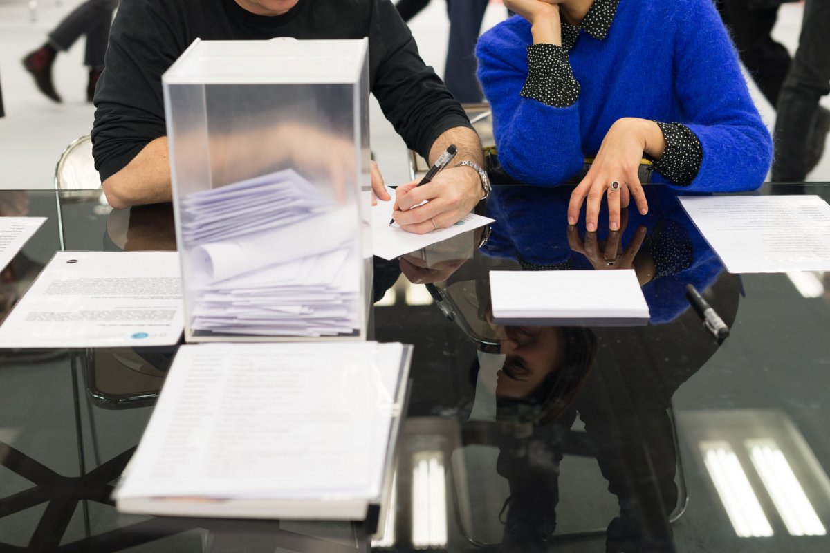 Foto Artworks that ideas can buy 01