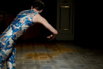 Prelude to an Institute of Rest(s) 12