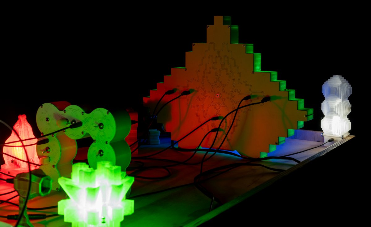 Foto Mesh Manifold 01